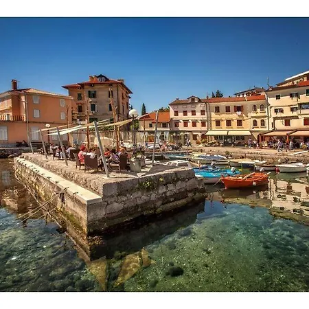 Mi, Rukavac Opatija Riviera *