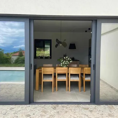 Mi, Rukavac Opatija Riviera Villa